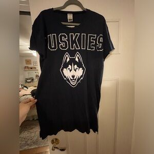 Victoria Secret PINK / UCONN collab T-Shirt Dress